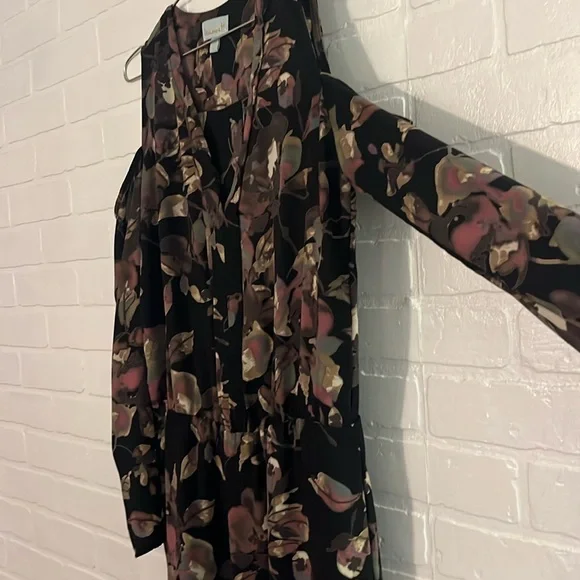 Veronica M Womens Dress Open Shoulder Black Floral Womens Dress Medium - Picture 5 of 6